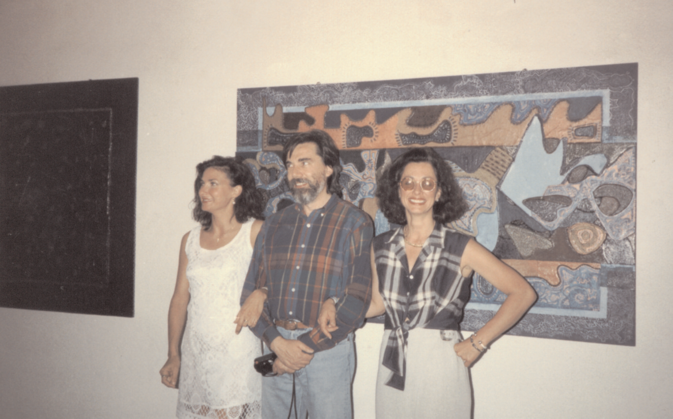 Francesca Falli, Enrico Sconci, Lilly Brewer durante l'inaugurazione della mostra