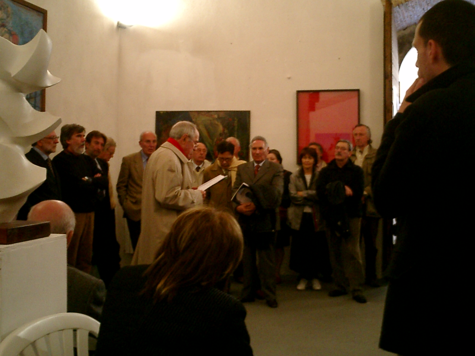Nella foto alcuni momenti dell’incontro in occasione dell’inaugurazione della mostra